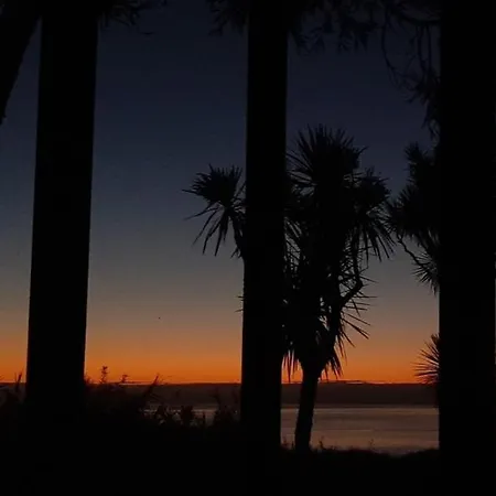 Blue Oceanview Relaxing ゲストハウス モステイロス