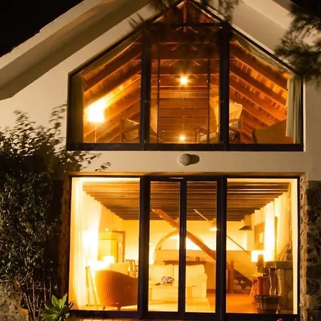 Blue Oceanview Relaxing モステイロス