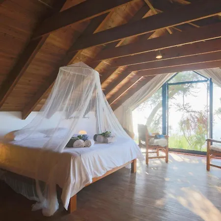 Blue Oceanview Relaxing 4* Mosteiros (Azores)