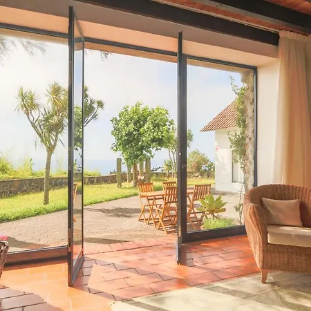 Blue Oceanview Relaxing 4* Mosteiros (Azores)